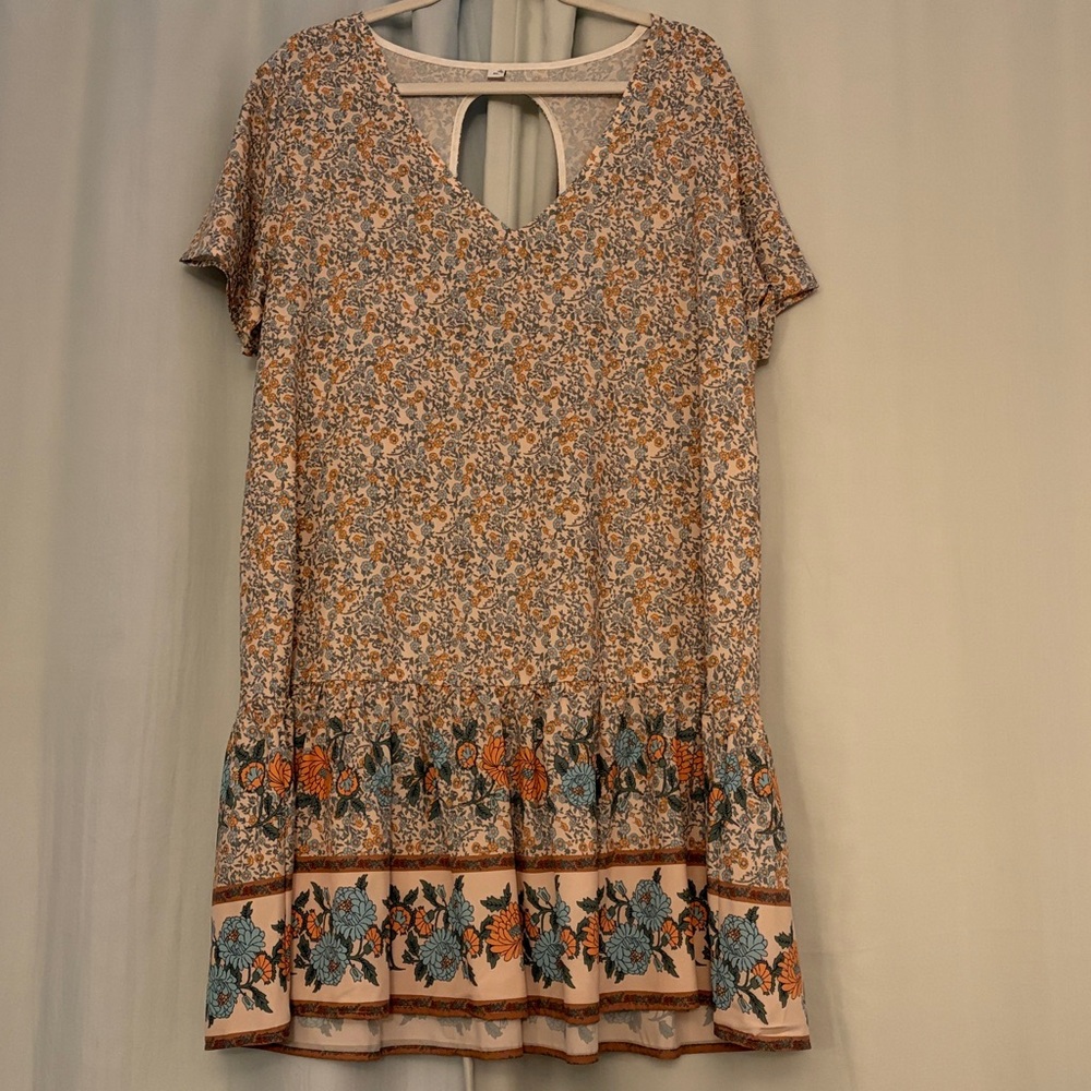 Floral‎ Print V-Neck Lightweight Women’s Mini Dress, size XL